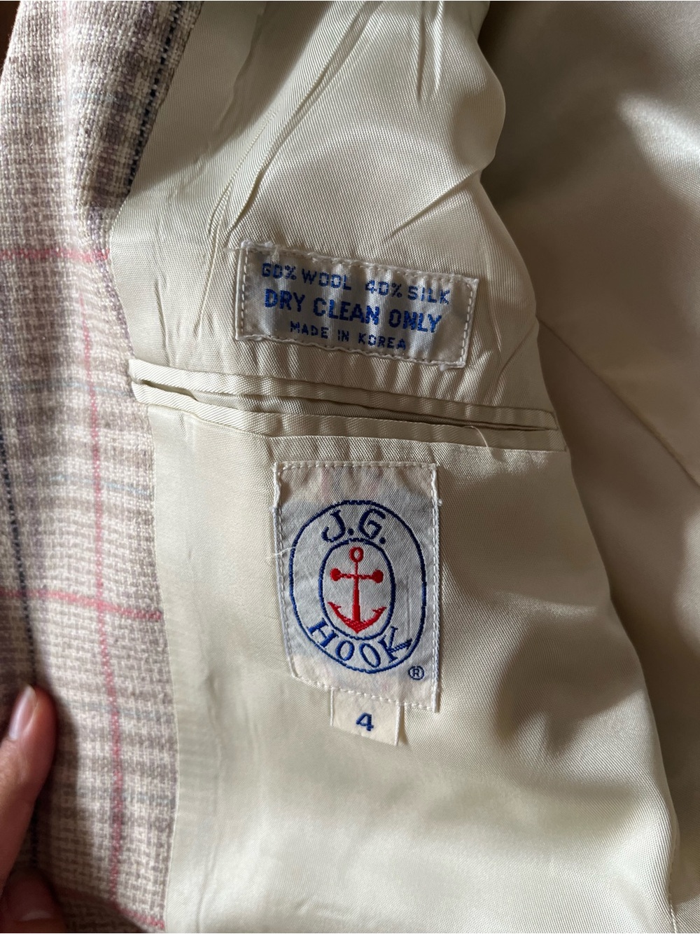 VTG Silk and Wool Blend Plaid Beige & Pink Women's Blazer – Two-Button Jacket - Picture 6 of 6